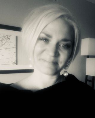 Photo of Kasie White, Clinical Social Work/Therapist, LMSW-C, MSW, CCTP