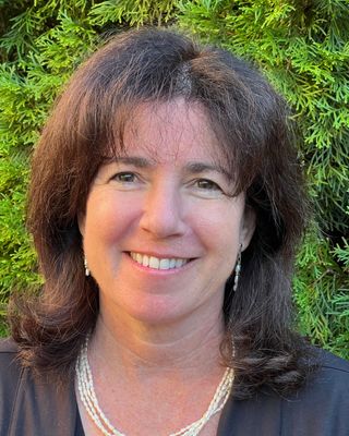 Photo of Pearl Rosenstrauch, Psychologist, PhD