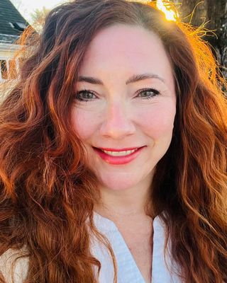 Photo of Heather Paris, Clinical Social Work/Therapist