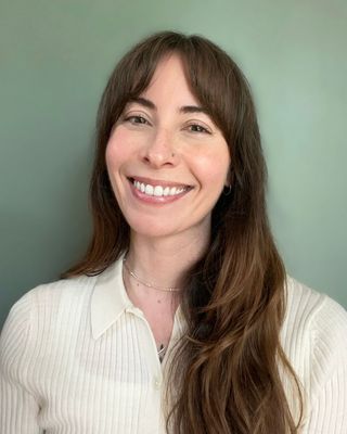 Photo of Julianna Guenther, Marriage & Family Therapist, MA, LMFT