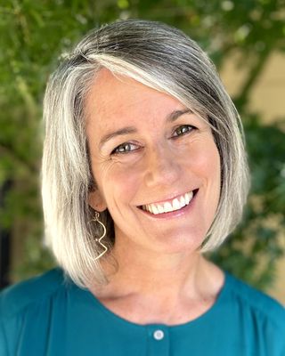 Photo of Sarah Luthman, Marriage & Family Therapist, MA, LMFT