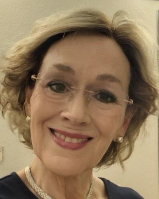Photo of Pamela Siobhan Hoch, Licensed Professional Counselor, MA, LPC, CIMHP