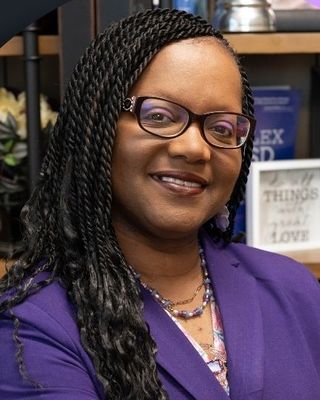 Photo of Dr. Henrietta Evans, Psychiatric Nurse Practitioner, DNP, APRN, PMHNPBC, GNP-BC, WCS-C