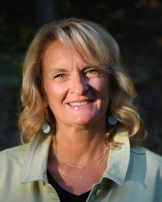 Photo of Lori Hobart - Lori Hobart, LICSW, LCSW, Clinical Social Work/Therapist, LICSW, LCSW