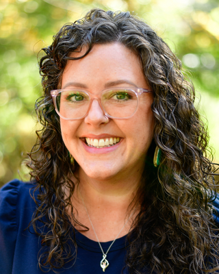 Photo of Laura Pohl - Laura Pohl @ Women's Mental Health Specialists, Psychiatric Nurse Practitioner, CNM, PMHNP