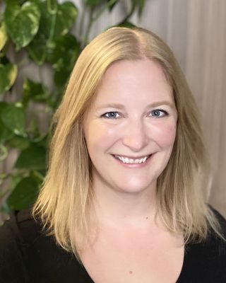 Photo of Kelly Robenhagen, Clinical Social Work/Therapist, LCSW