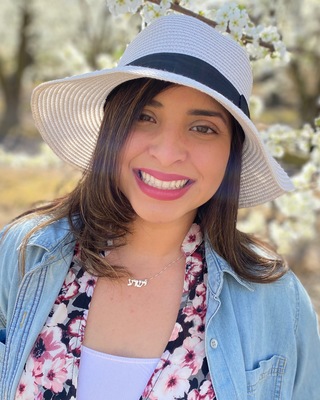 Photo of Eunice Uribes, Clinical Social Work/Therapist in Fresno, CA