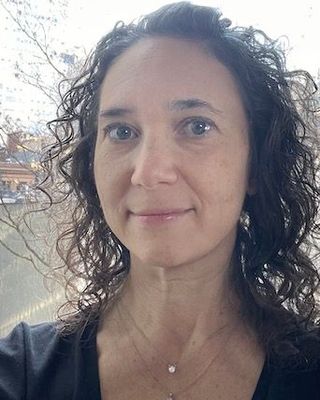 Photo of Melissa K Cohen - Art, Caretaker, and Parenting Therapy, Art Therapist, LCAT
