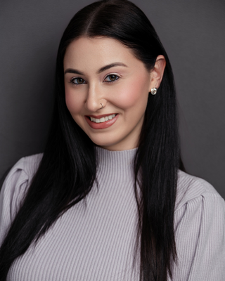 Photo of Stephanie Prestia, Pre-Licensed Professional, MHC-LP