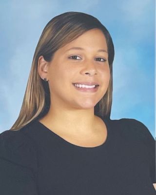 Photo of Eliana Perez, Pre-Licensed Professional, MHC-LP