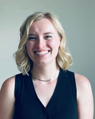 Photo of Sabreena Castagner, Registered Psychotherapist