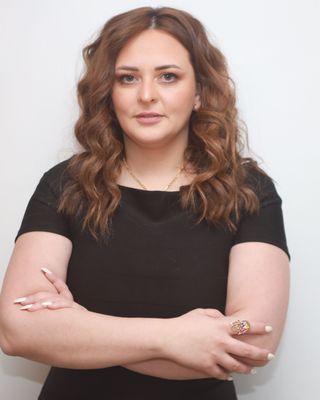 Photo of Noor Alassadi, Registered Psychotherapist (Qualifying), PhD, CRPO, OAMHP, CBT, OACYC