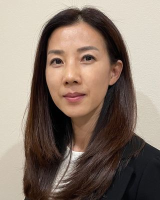 Photo of Esther Bang, Psychologist in Los Angeles, CA