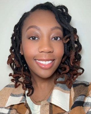 Photo of Isoken Osazee, Clinical Social Work/Therapist, LICSW