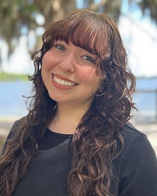 Photo of Nicole Cano, Pre-Licensed Professional, Intern