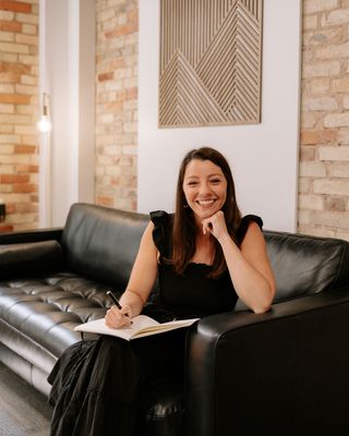Photo of Lindsay Parry, Clinical Social Work/Therapist, LMSW, LCSW, PMH-C