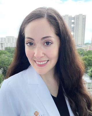 Photo of Andrea Ancer Leal, Psychiatric Nurse Practitioner, DNP, PMHNP, LMSW