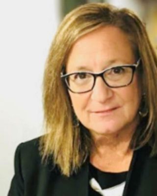 Photo of Kim Tamaren, Counselor, LMHC