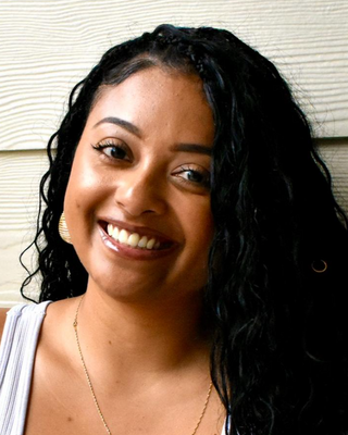 Photo of Sasha Quarles, Clinical Social Work/Therapist, LCSW