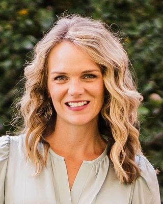 Photo of Caitlin Kasberg, Licensed Professional Counselor, MA