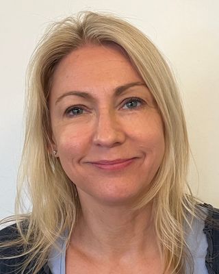 Photo of Amanda Golley, Counsellor, MBACP