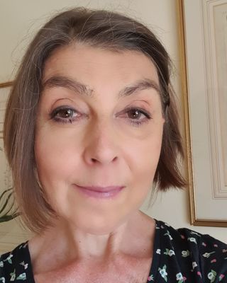 Photo of Stephanie White, Psychotherapist, MA, MUKCP