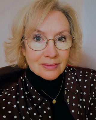 Photo of Anna Scott, Counsellor, MBACP