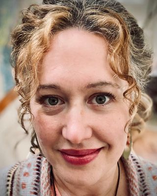 Photo of Julia Rodriguez, Psychiatric Nurse Practitioner, MSN, PMHNP