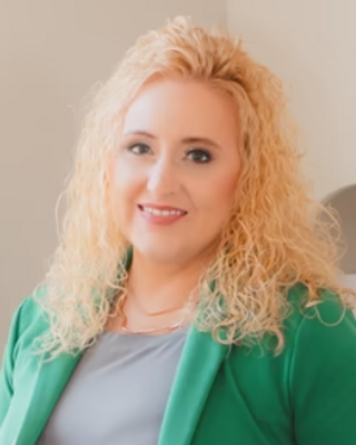 Photo of Ashley Talkington, Psychiatric Nurse Practitioner, PMHNP