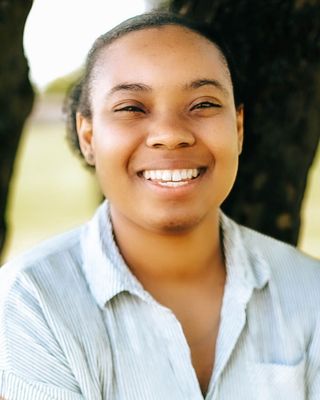 Photo of Diamond Smith, Pre-Licensed Professional in Sherwood, OR