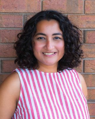 Photo of Asmi Jhaveri, Registered Psychotherapist (Qualifying), RP(Q)