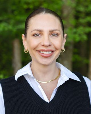 Photo of Lina Sviridovich, Licensed Mental Health Counselor Associate, MA, LMHCA