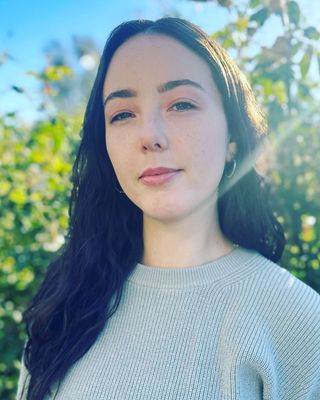 Photo of Emily M Socola-McCormick, Pre-Licensed Professional in Sawtelle, Los Angeles, CA
