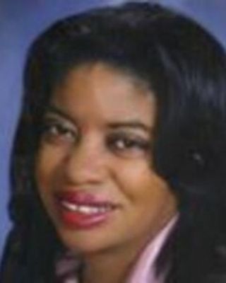 Photo of Arlinda Lindsay, Clinical Social Work/Therapist