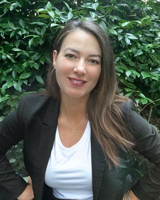 Photo of Elene Garay, LMSW