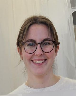 Photo of Maeve Nicoll, Clinical Social Work/Therapist, LCSW