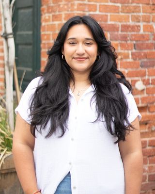 Photo of Maisie Madrid, Marriage & Family Therapist