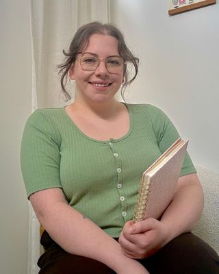 Photo of Rebecca Goldstein, Pre-Licensed Professional, MACP-Q, CCC-Q
