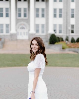 Photo of Jenni Hammack, Pre-Licensed Professional, MA