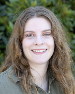 Photo of Jenna Richardson, Licensed Clinical Social Worker Associate, MSW, LSWAIC