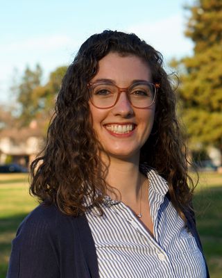 Photo of Kelly Schmid Worrell, Licensed Professional Clinical Counselor, LPCC, AMFT