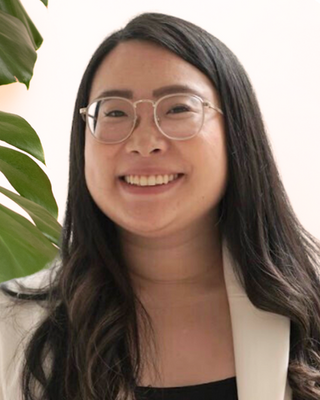 Photo of Ariette Hung - Ariette Hung - Toronto, MDiv, RP(Q), Registered Psychotherapist (Qualifying)