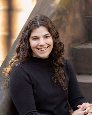 Photo of Molly Steinfeld, LMSW