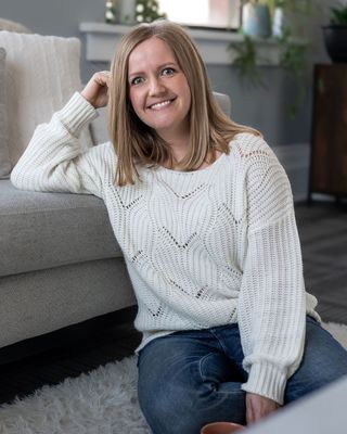 Photo of Sheralyn Schmidt, Marriage & Family Therapist, MMFT