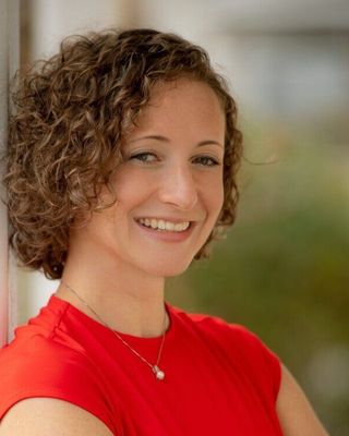 Photo of Katie Holzworth, Clinical Social Work/Therapist, LCSW, PMH-C
