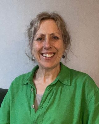 Photo of Dr Lynsey Williams, PhD