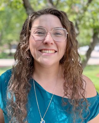 Photo of Vanessa Giacoumakis, Clinical Social Work/Therapist, LICSW