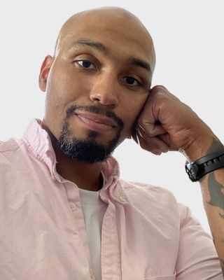 Photo of Roberto Ray Marshall, Clinical Social Work/Therapist, MSW