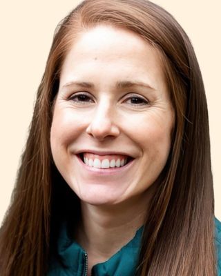 Photo of Amy Syen, Clinical Social Work/Therapist, LCSW