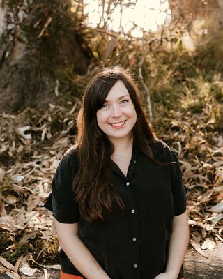 Photo of Jess Garman, Associate Clinical Social Worker, ASW, MA, EMDR